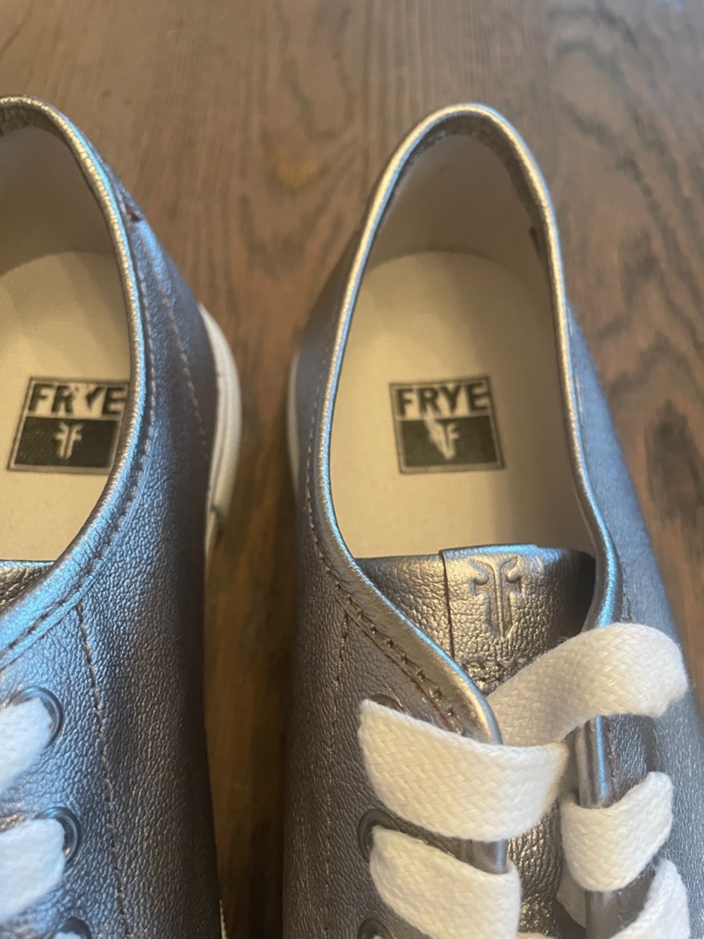 FRYE Gia Low Lace Leather Sneaker New with Tags. 7.5 
Pewter - Picture 6 of 8